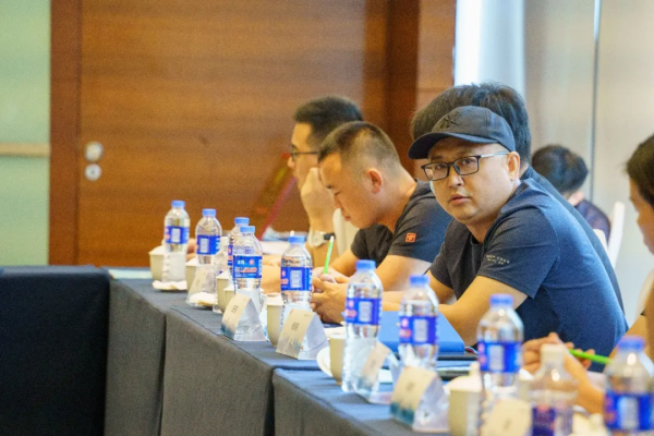 聚勢|探尋|贏未來:易開得淨水器“第一屆核心研討會”召開 聚勢|探尋|贏未來:易開得淨水器“第一屆核心研討會”召開