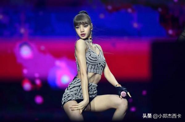 大S離婚後近照意外曝光，氣色紅潤和好友喝酒慶祝 | 鄭爾摩斯週報