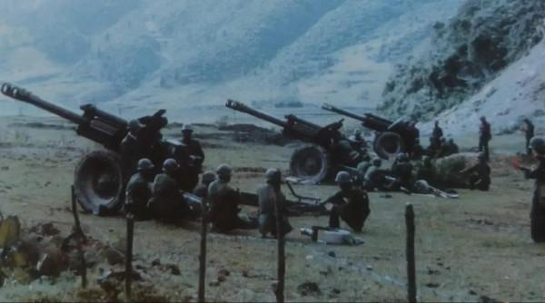老山戰役一天殲敵六個團，炮兵發揮決定作用，僅火箭炮就13次齊射