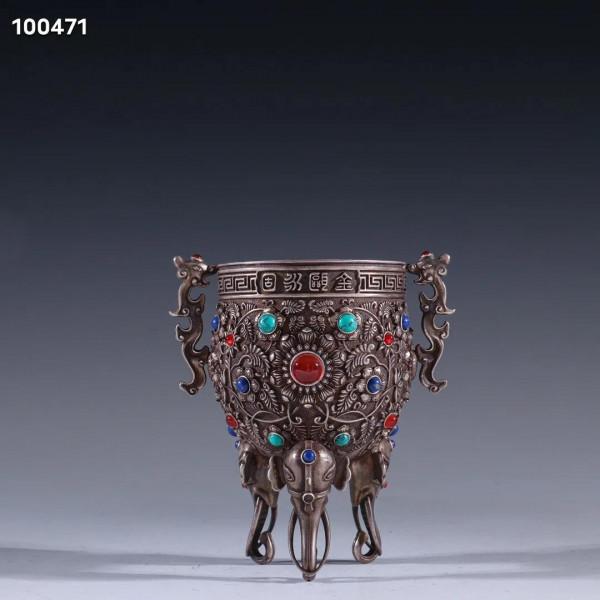 迴流 老純銀嵌寶石象足龍耳杯規格：高9cm口徑5.5cm重190g藏品