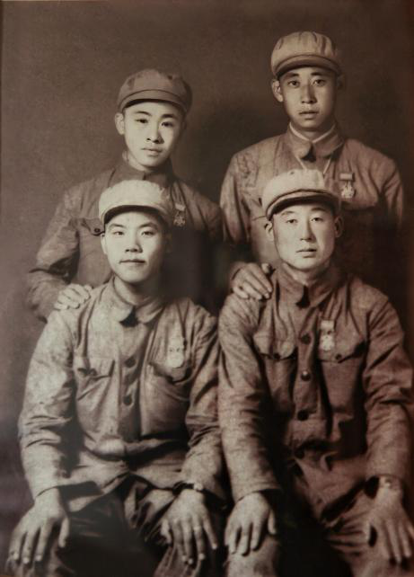 王寒凝:“把我抬走後,他們還在那裡找過我的手,想把我的手埋掉” 王寒凝:“把我抬走後,他們還在那裡找過我的手,想把我的手埋掉”