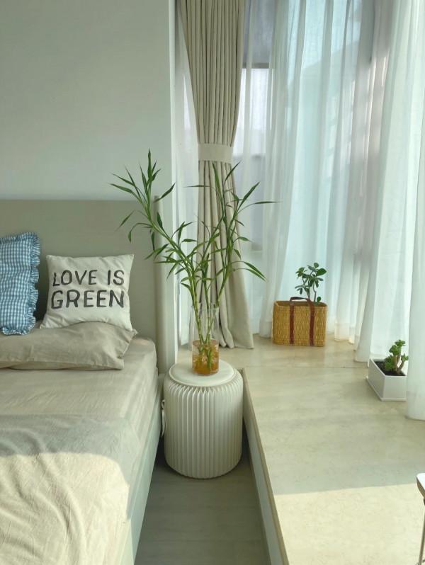 她家全屋大白牆,不弔頂,不做石膏線,太乾淨舒適了,看著真舒服 她家全屋大白牆,不弔頂,不做石膏線,太乾淨舒適了,看著真舒服