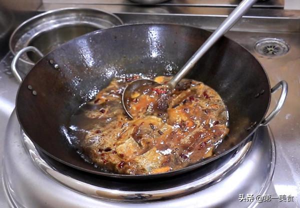 帶魚怎麼做才好吃，廚師長分享飯店秘製做法，鮮香入味，醬香濃郁