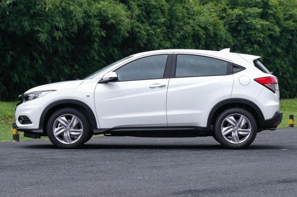 繽智：小型SUV，指導價12.78至17.68萬，產品力良好