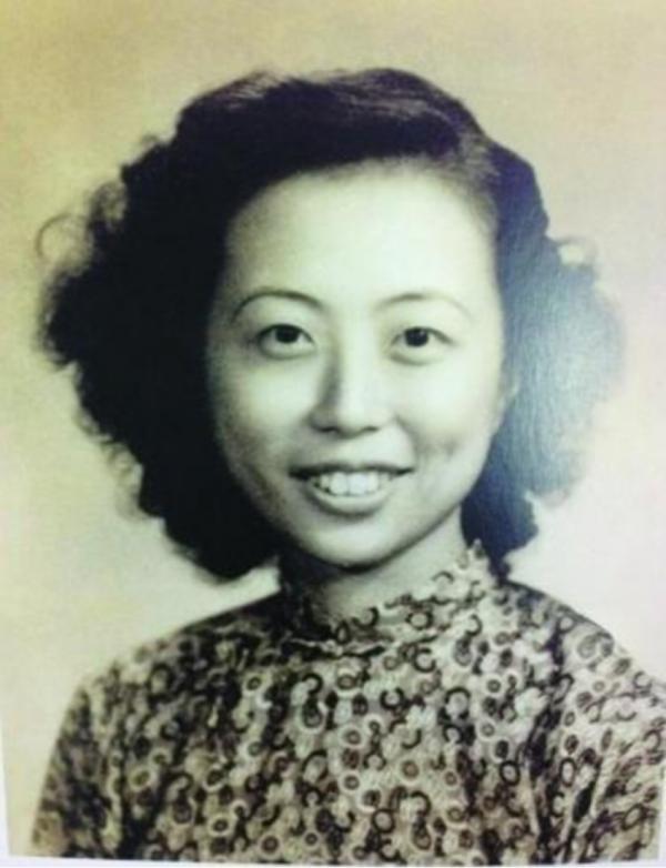 2010年一老人臨終前:我暴露了?護士不解,4天后她被葬於八寶山 2010年一老人臨終前:我暴露了?護士不解,4天后她被葬於八寶山