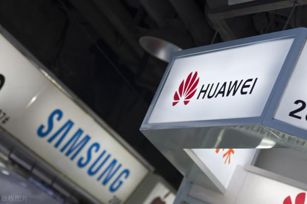 第三季度全球手機出貨量為3.312億部,下降6.7%!三星出貨量第一,蘋果第二小米第三,華為未闖進前五 第三季度全球手機出貨量為3.312億部,下降6.7%!三星出貨量第一,蘋果第二小米第三,華為未闖進前五