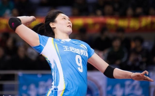 女排選手王一梅，“大力扣殺”有多厲害？4年2次扣暈木村紗織