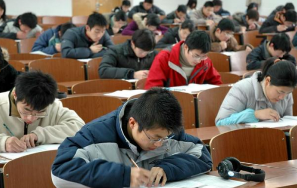 “本科學歷”也分檔次？聽說第6檔受爭議較多，看看你是哪一檔