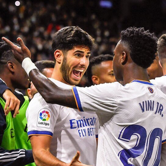 皇馬11輪不敗慘遭終結，齊祖愛將成累贅，今夏大機率掃地出門