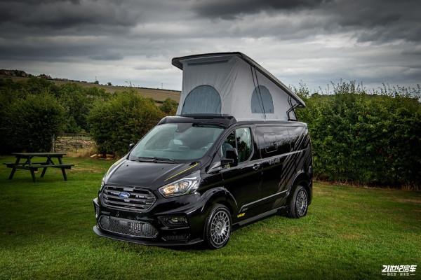 打個樣?全身黑化運動套件,這樣改裝的福特房車夠酷炫 打個樣?全身黑化運動套件,這樣改裝的福特房車夠酷炫