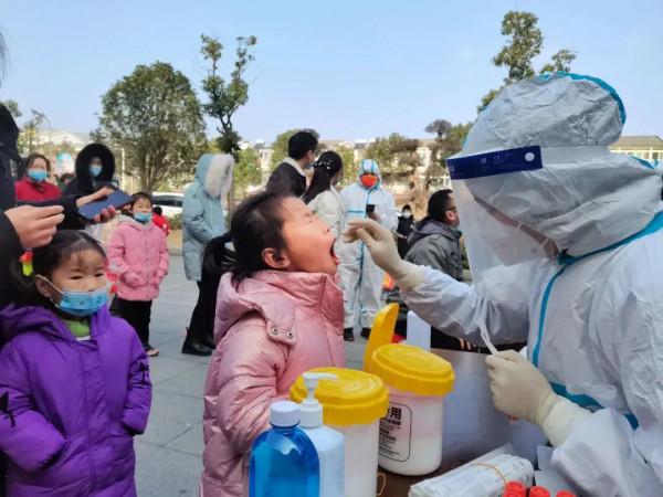 與病毒作戰，我們義無反顧向前