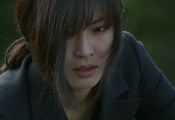 這樣的反派你恨得起來嗎？《頂樓》的千瑞珍，千面女郎金素妍