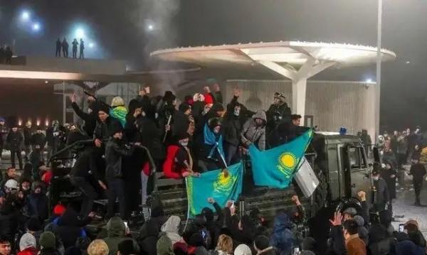 中美關係進入了讓美國悲痛的討價還價階段，即將變得沮喪