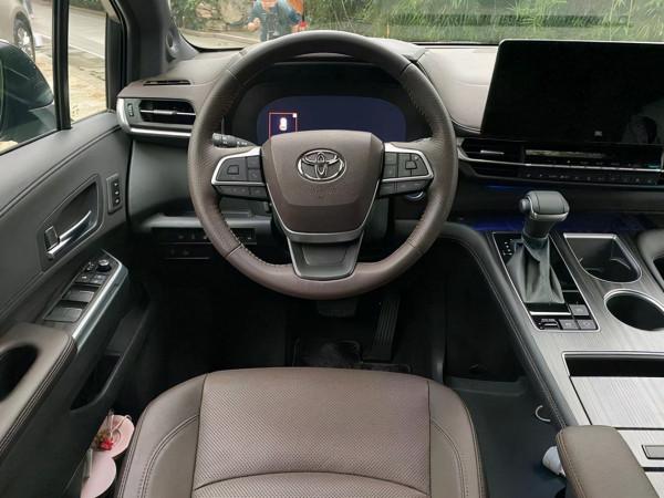 家用MPV終於有好選擇了！廣汽豐田賽那靜態體驗