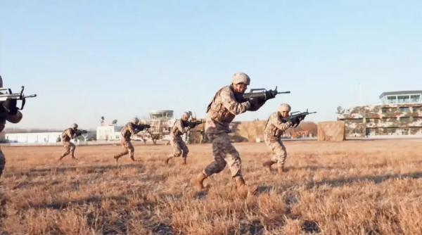 21式軍裝，開訓亮相