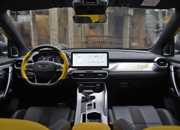 1&period;5T引擎爆發177馬力，8秒破百，7&period;58萬元起售，吉利繽越能買嗎？