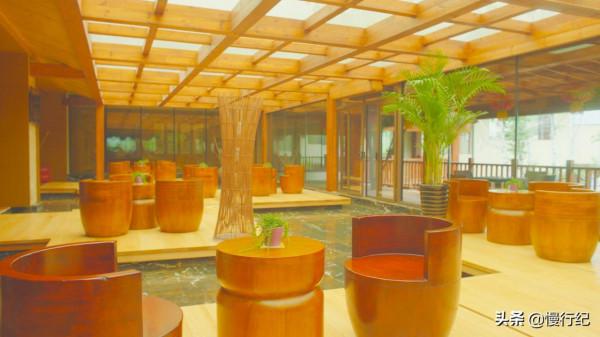 這裡的溫泉曾經讓李世民的大軍為之駐足，你要來體驗一下嗎？