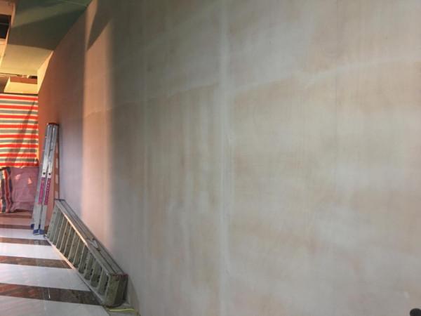 天花板刷乳膠漆的步驟（標準施工法）