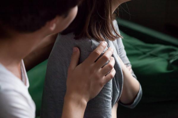 “像刀子割，像蟲子鑽”，癌痛到底有多痛？有時候放棄也是種成全