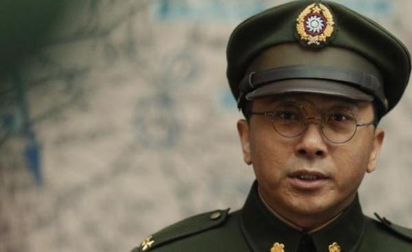大決戰中郭汝瑰是國防部三廳廳長，咋還率部起義？他如何掌握部隊