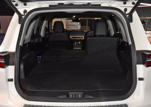 福特也在迎合消費者的心理變化,推出領裕主打7座大空間 福特也在迎合消費者的心理變化,推出領裕主打7座大空間