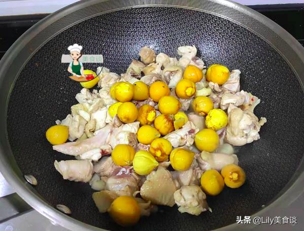 入秋後,吃豬肉不如多吃它,加土豆燜一鍋太香了,秋補吃它特養人 入秋後,吃豬肉不如多吃它,加土豆燜一鍋太香了,秋補吃它特養人