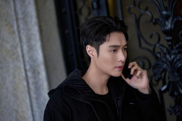 《掃黑風暴》被要求下架?廣電總局明令禁止,張藝興撞槍口上了 《掃黑風暴》被要求下架?廣電總局明令禁止,張藝興撞槍口上了