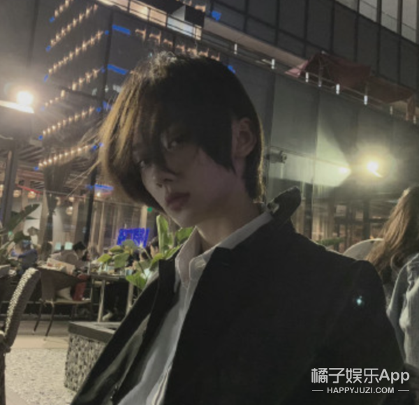 95後小花大軍來襲，和鹿晗白敬亭搭戲資源超好？但誰能火可不一定