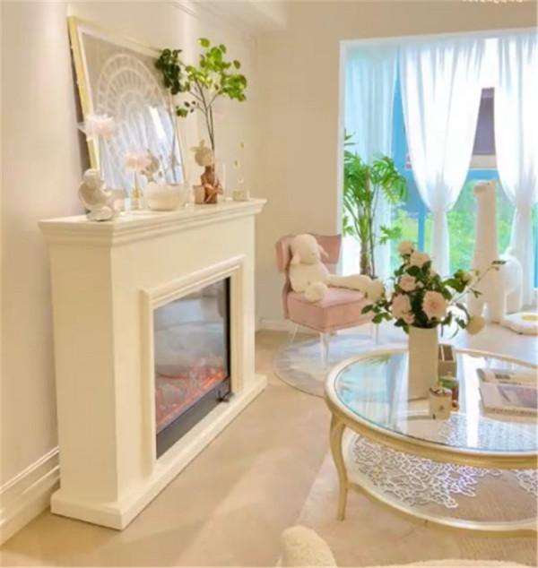 她拒絕黑白灰極簡，將套內80㎡的小家裝修成粉色系，網友：太好看