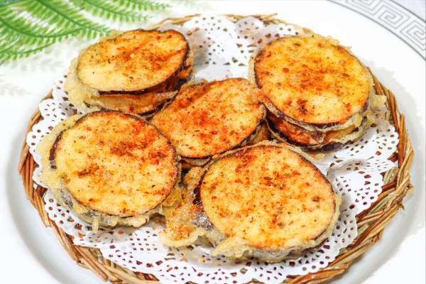 炸茄盒，“3粉1水”是關鍵，分享正確做法，金黃酥脆不塌陷