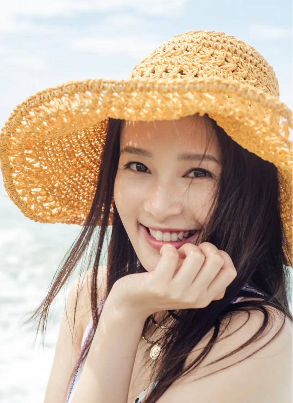 明星化妝也互相模仿？白開水妝容受追捧，有人美出圈有人像沒睡醒