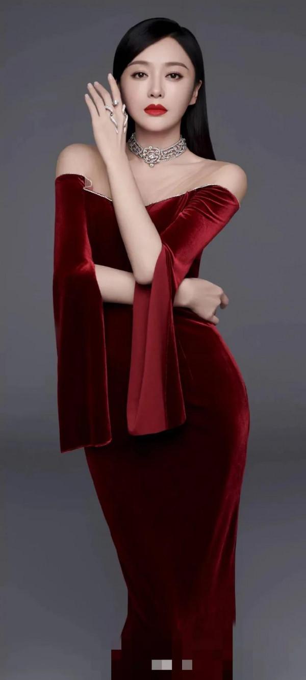 秦嵐《突圍》齊本安背後的女人強勢歸來,曾因黃曉明賠千萬違約金 秦嵐《突圍》齊本安背後的女人強勢歸來,曾因黃曉明賠千萬違約金