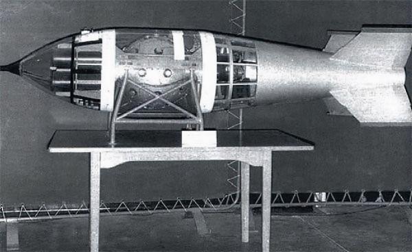 1997年香港迴歸前，中英軍艦對峙三天三夜，中方：撞就撞，誰怕誰