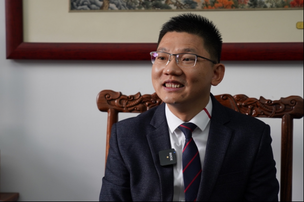 德佑賴永榮：深耕社群和團隊建設，從中介夫妻店走向企業化