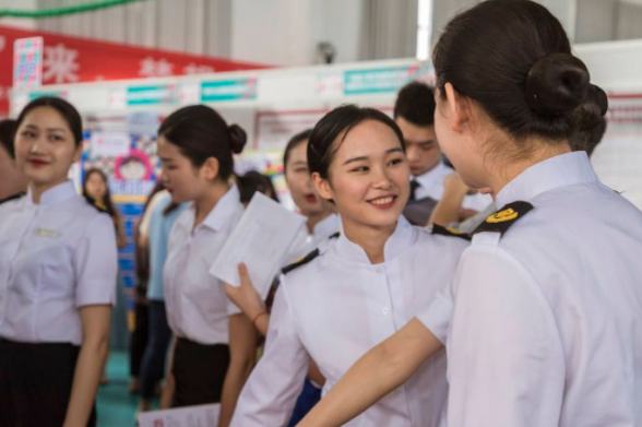 為啥男研究生、男公務員越來越少?是男生太弱嗎?答案和想的不同 為啥男研究生、男公務員越來越少?是男生太弱嗎?答案和想的不同