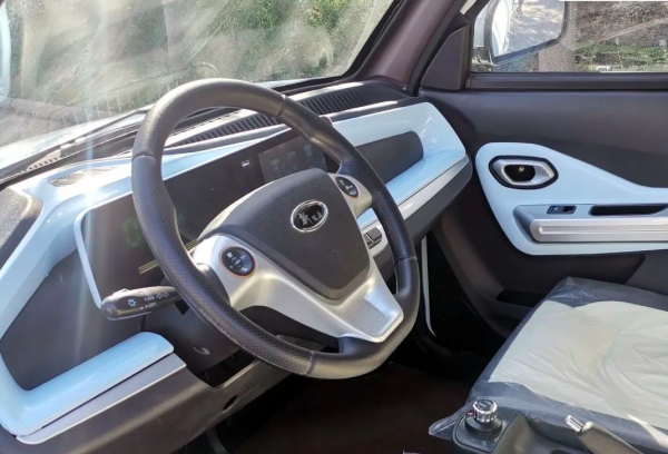 2款高品質低速電動車來了，最大續航150公里，電池終身免維護