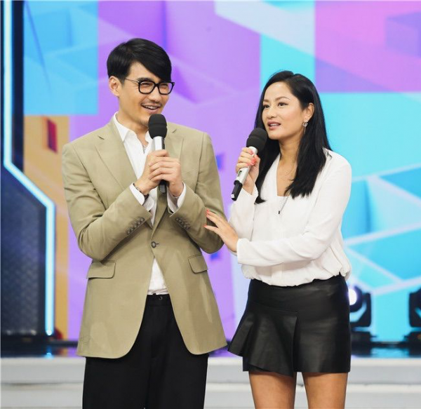 50歲胡兵走秀狀態佳,喜歡孩子卻始終未婚,公開表示遺憾錯過瞿穎 50歲胡兵走秀狀態佳,喜歡孩子卻始終未婚,公開表示遺憾錯過瞿穎