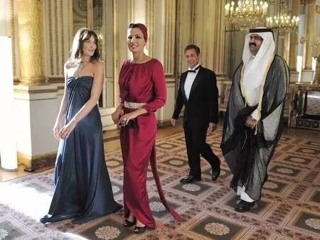 中東“武則天”莫扎:為復仇嫁仇人之子,今將卡達王朝踩腳底 中東“武則天”莫扎:為復仇嫁仇人之子,今將卡達王朝踩腳底