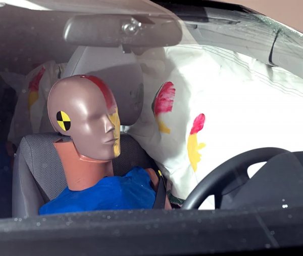 最新碰撞成績出爐：又一本田斷B柱，沃爾沃單項倒數第二