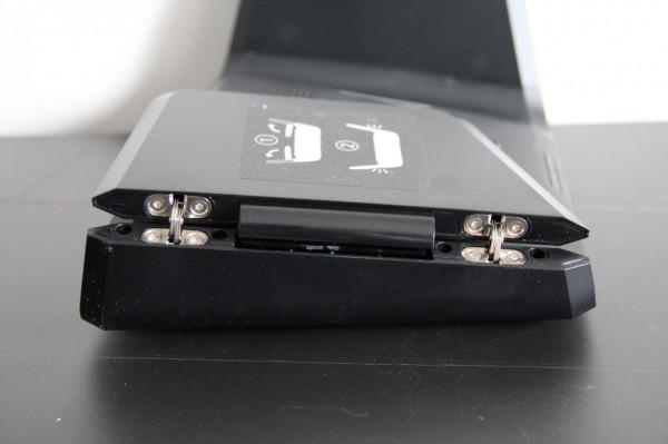 用“有形的翅膀”，讓網速飛起來：網件RAX70路由器拆解測評