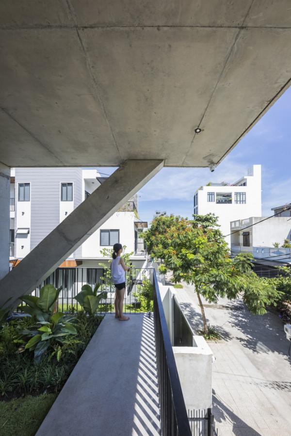 與綠色和光明為伍，當混凝土遇上花園，創造出明亮通透的生活環境