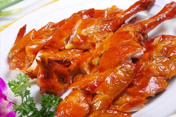 知名地方特產柏木燒雞，為啥“擱淺”在遼寧？3個缺陷擺在眼前