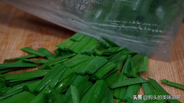 家人都愛吃的一道菜，成本不到5塊錢，味道鮮美，真的太香了