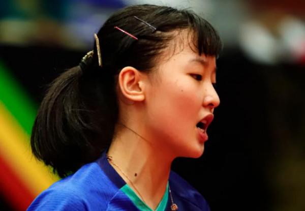 張本智和吃敗仗，妹妹加冕雙冠王，張本美和再轟11-0閃耀世青賽