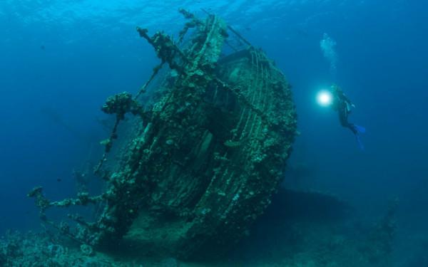 沉沒了109年的泰坦尼克號，為什麼至今都沒有被打撈上岸？