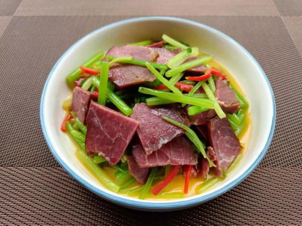 冬天女人健身減脂,記得吃8種鹼性食材,加速脂肪燃燒,好吃不貴 冬天女人健身減脂,記得吃8種鹼性食材,加速脂肪燃燒,好吃不貴