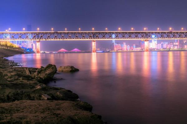 沒有長江，武漢未必就是“大武漢”！中國江城中的獨一無二