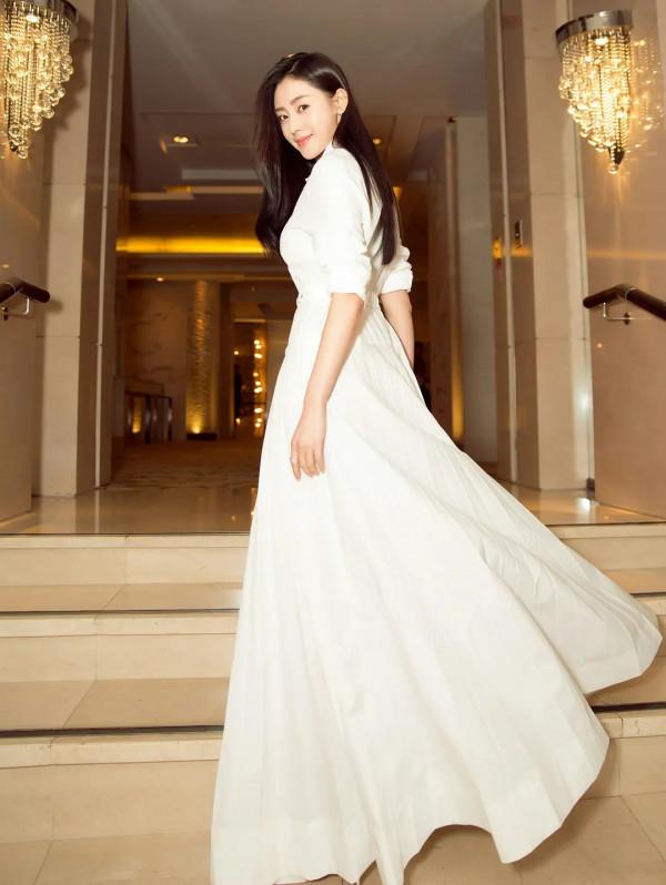 張天愛 明眸皓齒，氣質絕佳