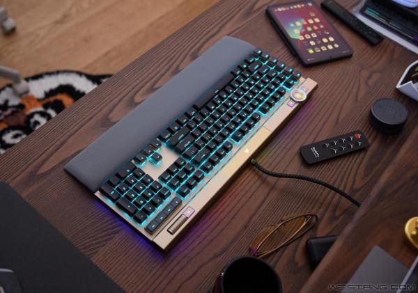 美商海盜船K100璀璨金機械鍵盤賞析 美商海盜船K100璀璨金機械鍵盤賞析