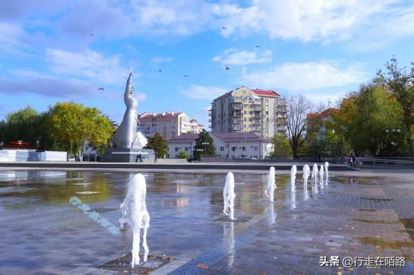 歐洲唯一佛教地區:從中國遷居卻慘遭剝削,屢立奇功終獲認可 歐洲唯一佛教地區:從中國遷居卻慘遭剝削,屢立奇功終獲認可